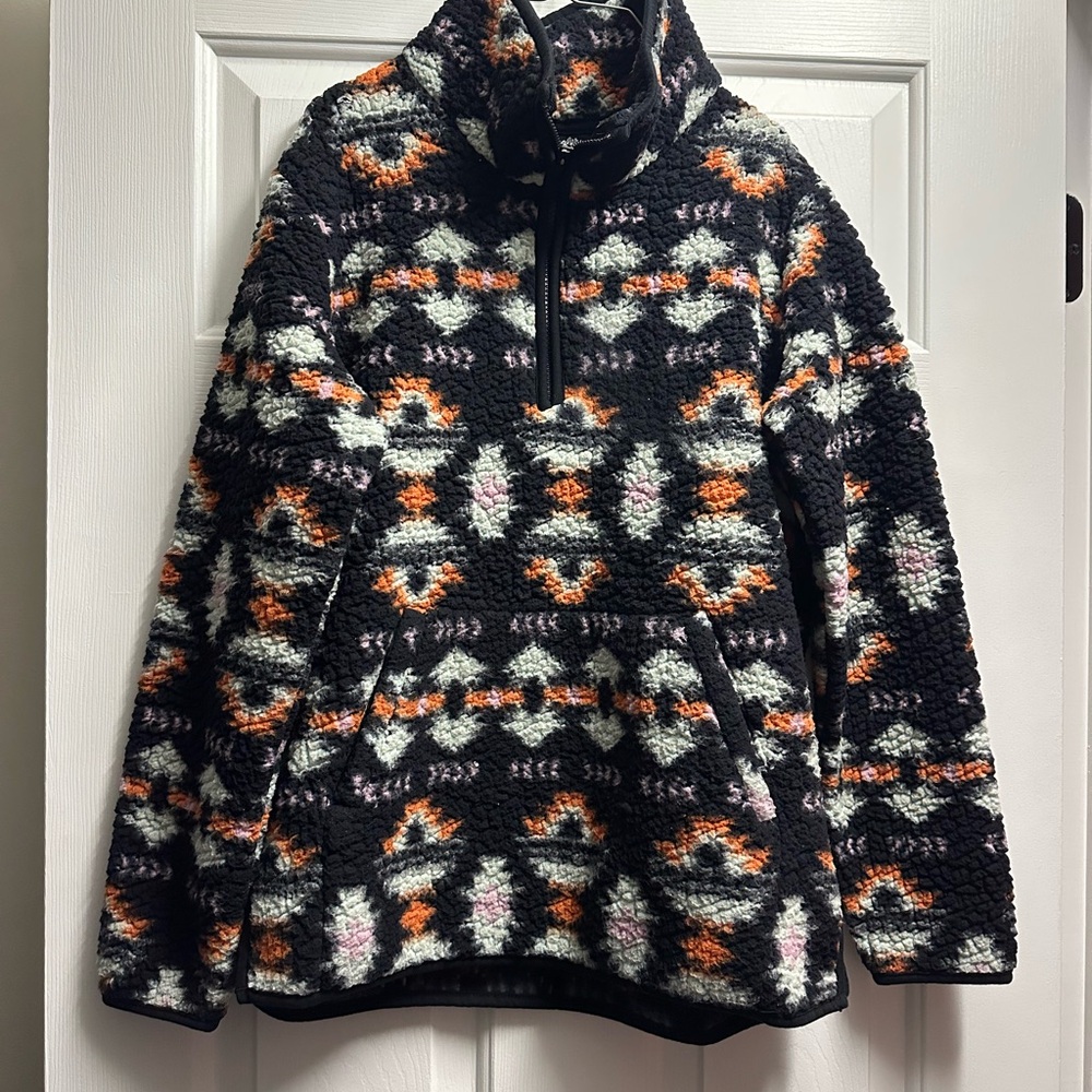 Wrangler Retro Fleece with Black, Orange, and White Pattern